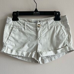 American Eagle Low Rise Cotton Cargo Shorts